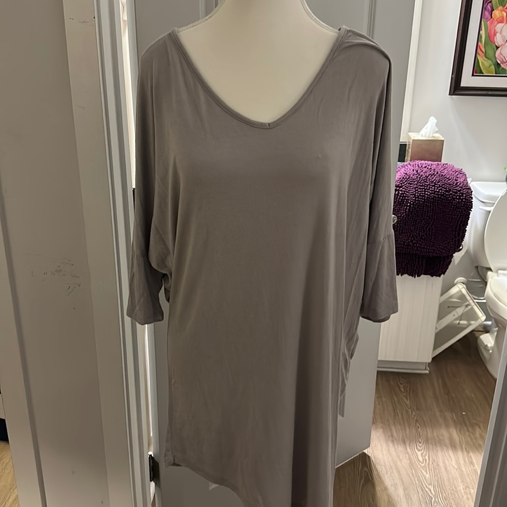 Tresics Gray Tunic
